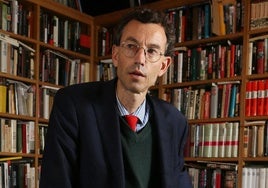 Brendan Simms, historiador de Cambridge: «Una consecuencia indeseada de Hitler ha sido la debilidad militar de Alemania»