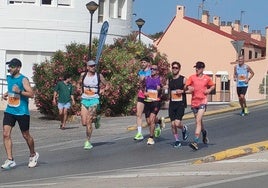 Las altas temperaturas estuvieron presentes en la I Media Maratón El Puerto - Base Naval.