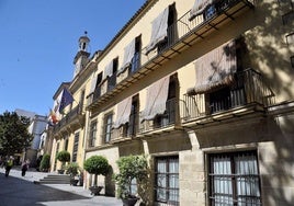 El Ayuntamiento de Jerez da luz verde a la instalación de una pérgola emparrada en la Plaza Belén